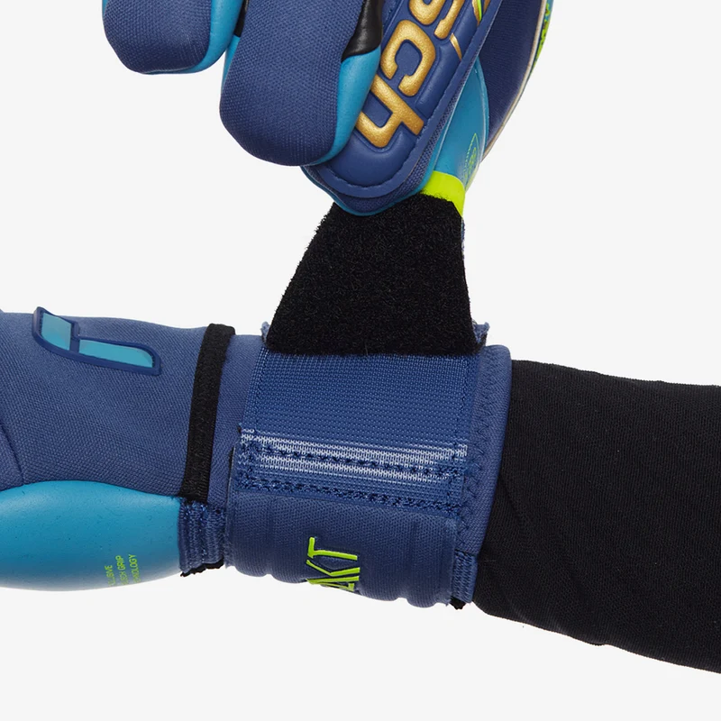 Reusch Attrakt Aqua Windproof Ortho-Tec