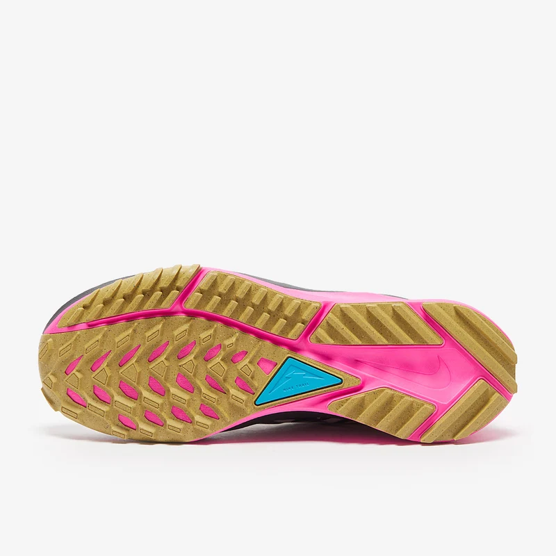 Nike Damen React Pegasus Trail 4