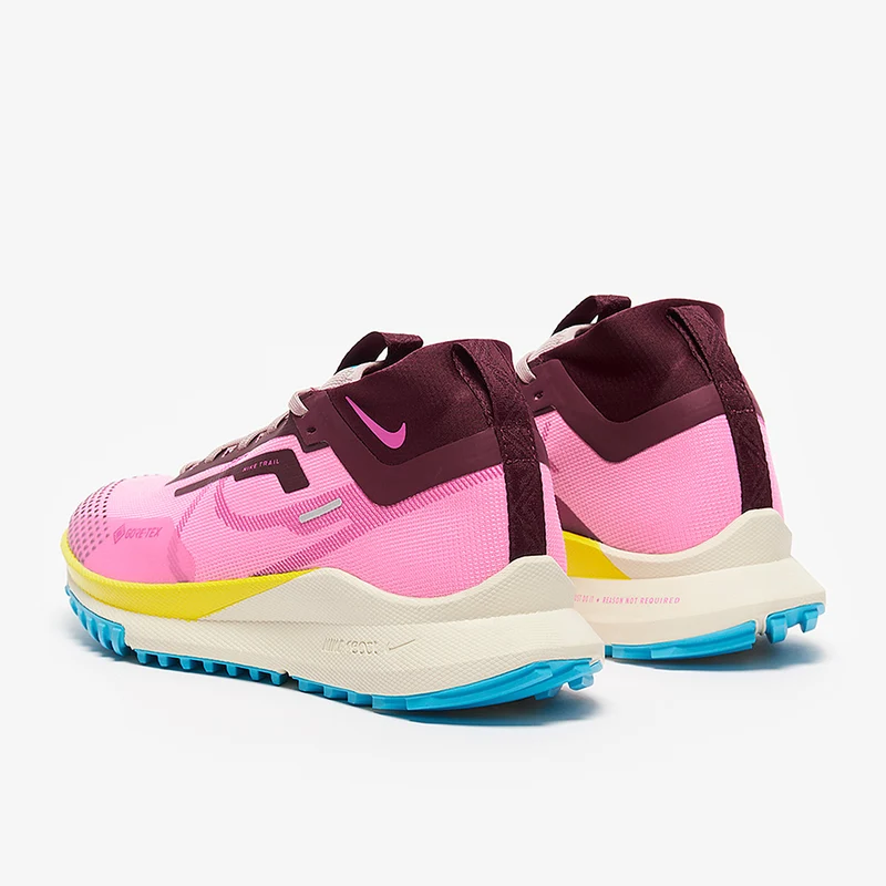 Nike Damen React Pegasus Trail 4 GTX