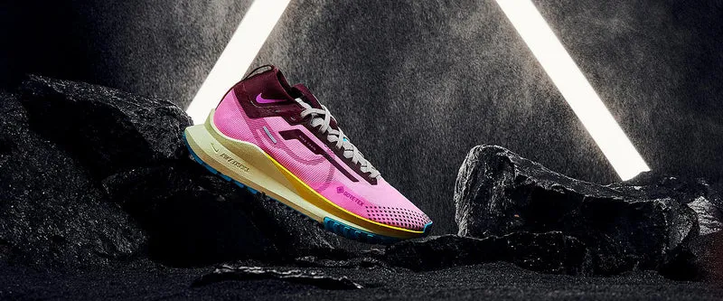 Nike Damen React Pegasus Trail 4 GTX