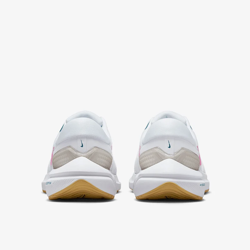 Nike Damen Air Zoom Vomero 16