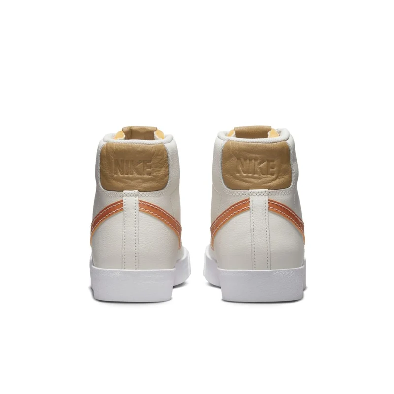 Nike Sportswear Blazer Mid '77 EMB