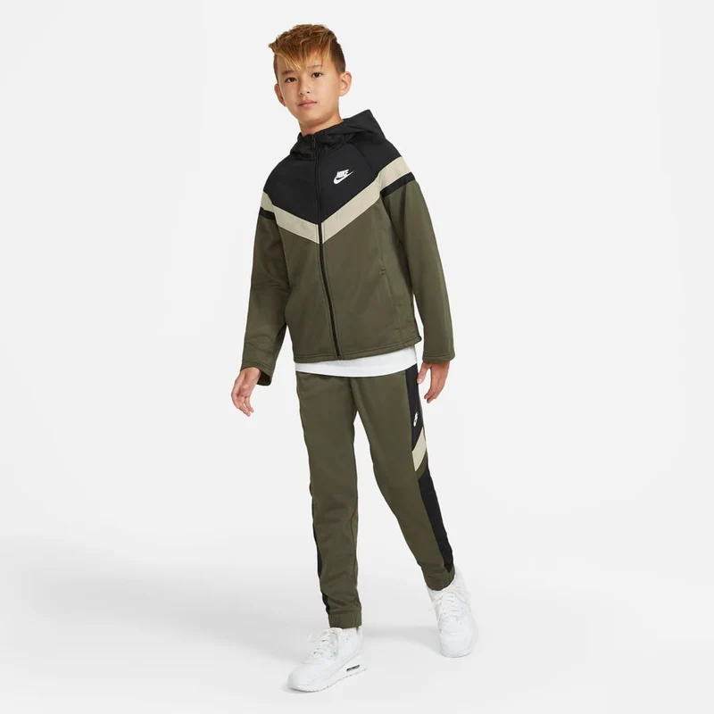 Nike Sportswear Ältere Kinder Trainingsanzug (8-15 Jahre)