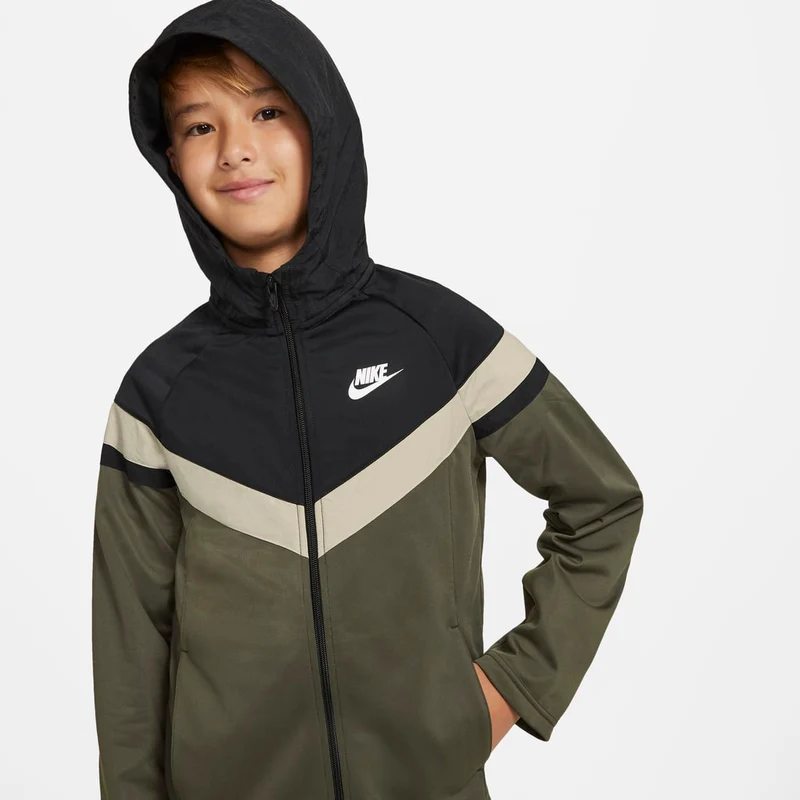 Nike Sportswear Ältere Kinder Trainingsanzug (8-15 Jahre)
