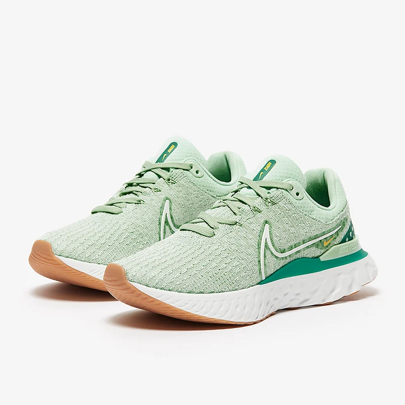 Nike Damen React Infinity Run Flyknit 3