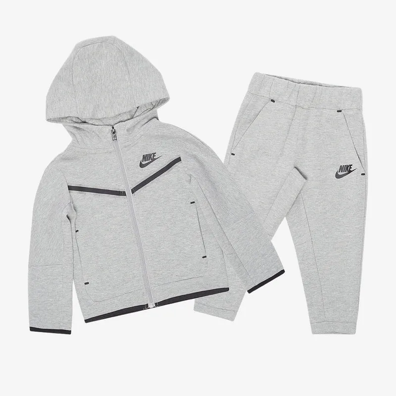 Nike Sportswear Kleinkind Tech Fleece Set (12-24M)