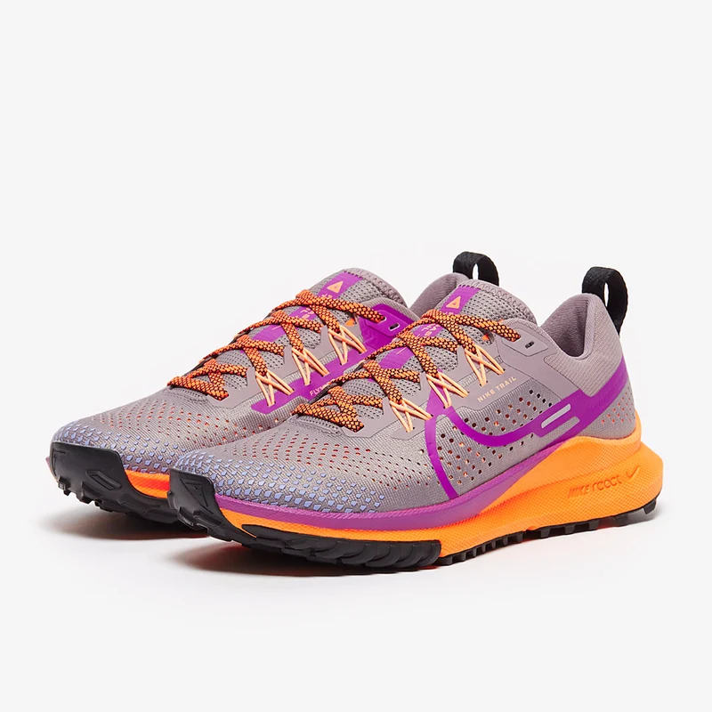 Nike Damen React Pegasus Trail 4