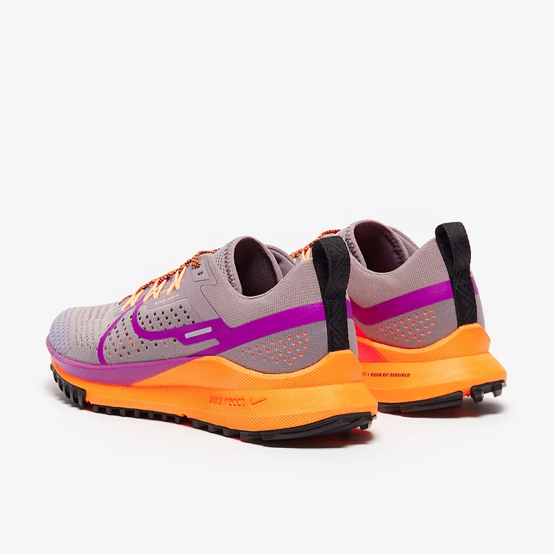 Nike Damen React Pegasus Trail 4