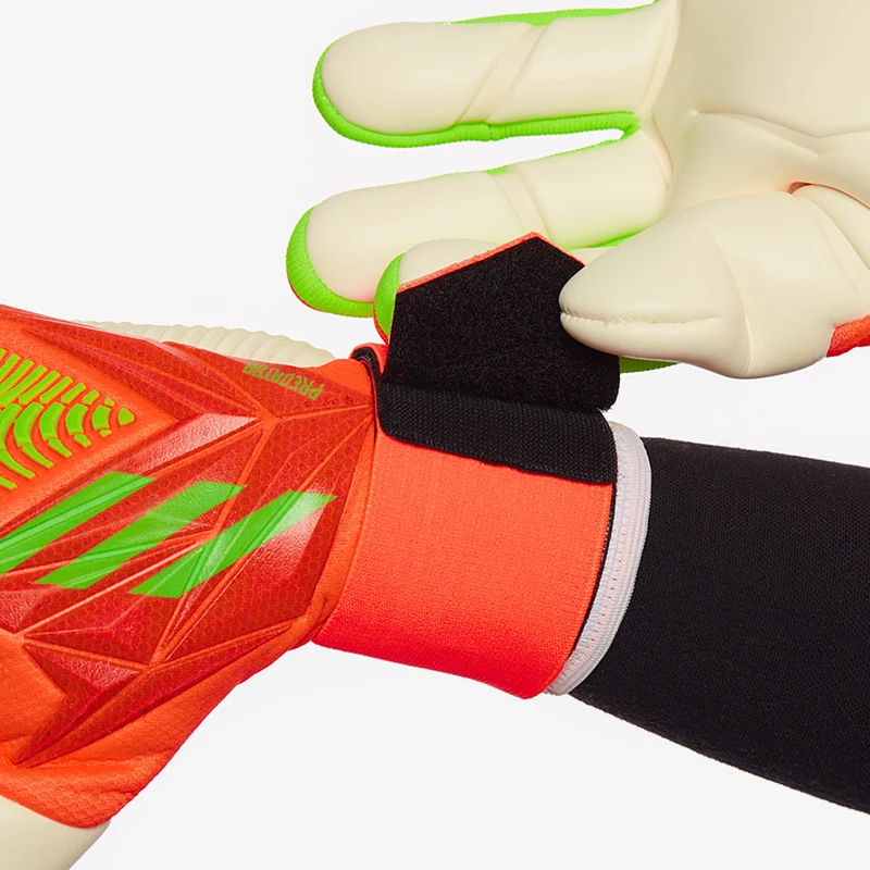 adidas Predator Competition