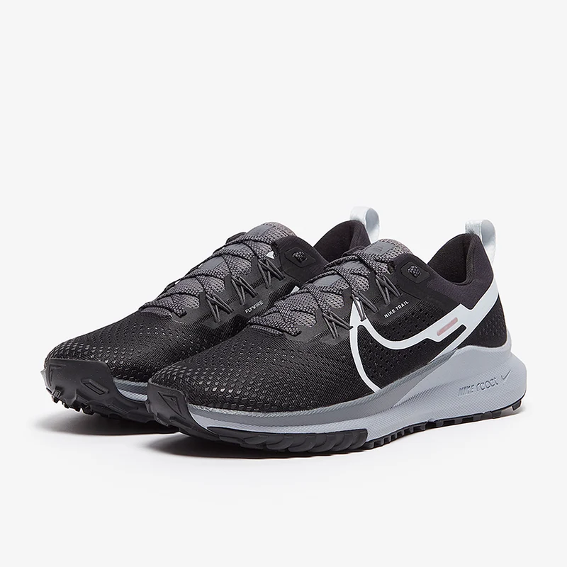 Nike Traillaufschuh für Herren Pegasus Trail 4