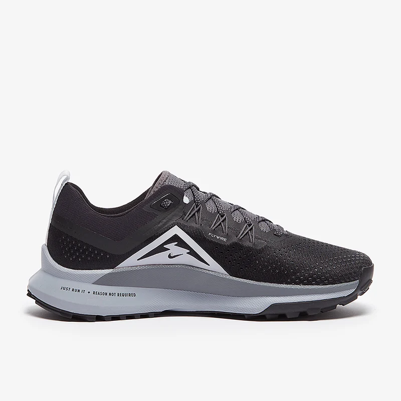 Nike Traillaufschuh für Herren Pegasus Trail 4