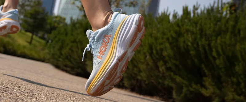 Hoka Damen Bondi 8