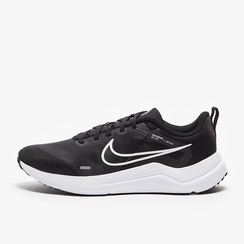 Nike Straßenlaufschuh für Damen Downshifter 12