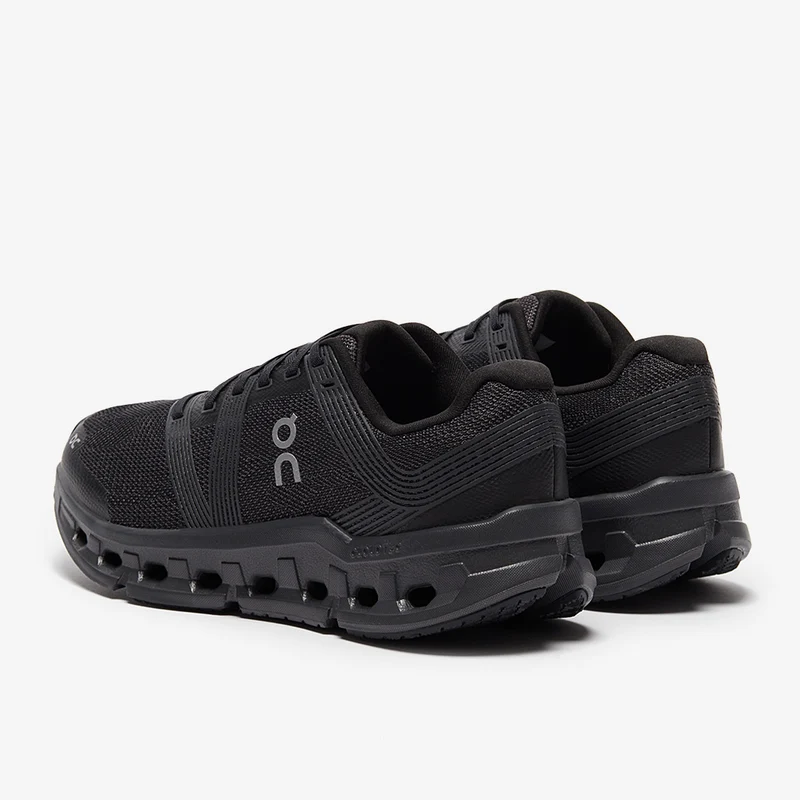 On Damen Cloudgo